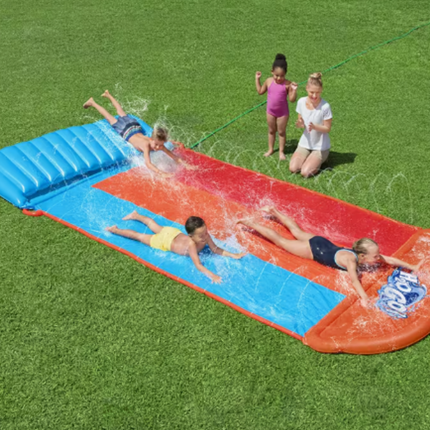 Tobogán triple de 4,88m c/pulverizadores integrados BESTWAY